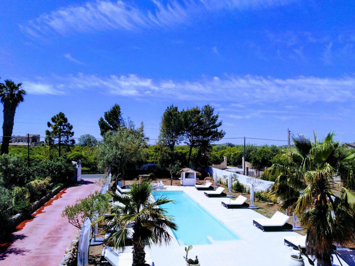 Hotel Residence Noto Marina Esterno foto