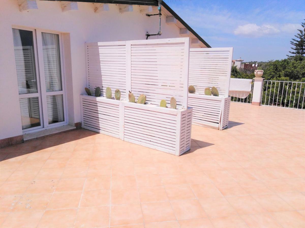 Hotel Residence Noto Marina Esterno foto